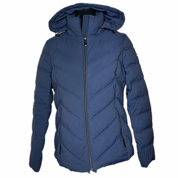 Michael Kors Jackets & Blazers - Michael Kors Packable Quilted Puffer Blue Jacket ✨